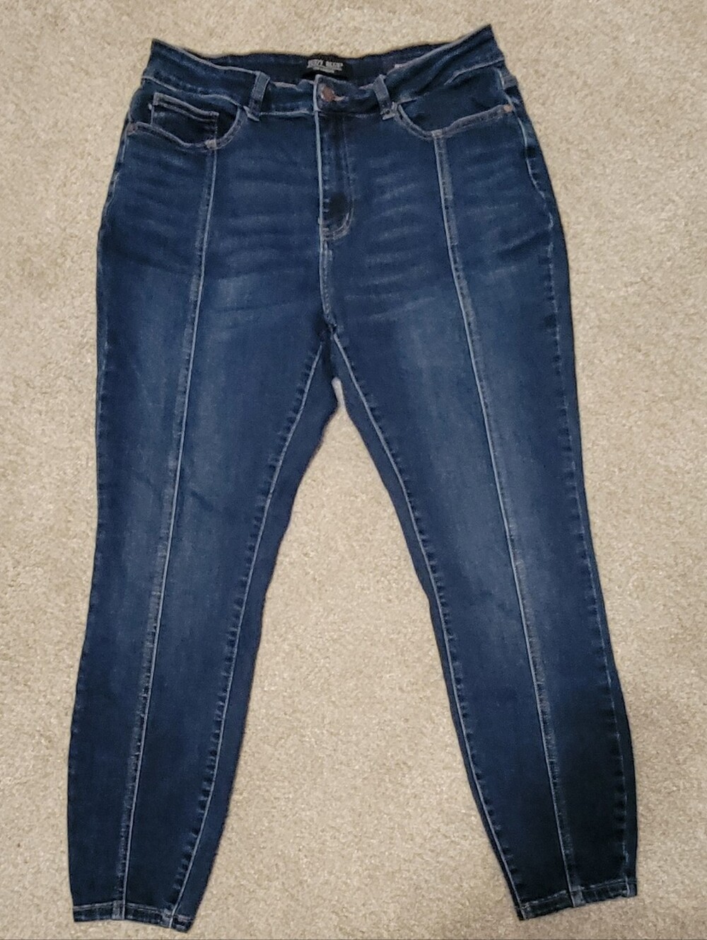 Judy Blue Skinny Jeans in Dark Blue with Front Seam - Size 16W Skinny Fit